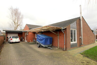 Bungalow zum Kauf 248.000 € 5 Zimmer 119,7 m² 943 m² Grundstück frei ab sofort Boy-Albers-Str. 2 Meldorf 25704