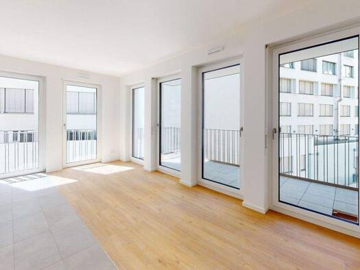 Wohnung zur Miete 1.120 € 2 Zimmer 54,5 m² 3. Geschoss frei ab sofort Moselstraße 43a Bahnhofsviertel Frankfurt am Main 60329