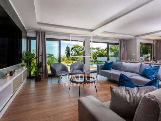Haus zum Kauf 1.750.000 € 7 Zimmer 400 m² Lovran Lovran