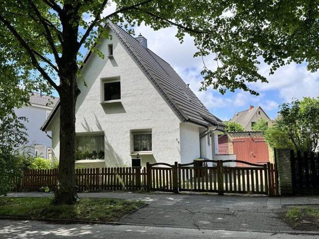 Einfamilienhaus zum Kauf provisionsfrei 145.000 € 4 Zimmer 89 m² 400 m² Grundstück Lehe Bremerhaven 27576