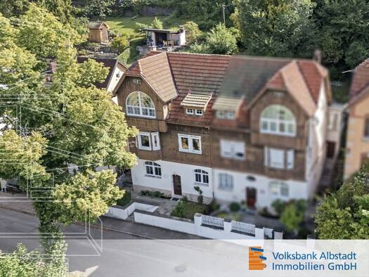 Doppelhaushälfte zum Kauf 149.000 € 7 Zimmer 125 m² 432 m² Grundstück frei ab sofort Tailfingen Albstadt 72461