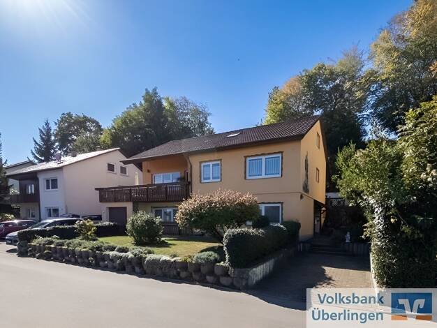 Einfamilienhaus zum Kauf 350.000 € 8 Zimmer 250 m² 654 m² Grundstück frei ab 01.01.2027 Zizenhausen Stockach 78333