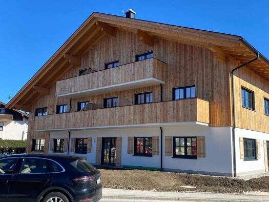 Wohnung zum Kauf - Neubau provisionsfrei 925.000 € 3 Zimmer 133,1 m² 1. Geschoss frei ab sofort Feldwieserstraße 52 Feldwies Übersee 83236