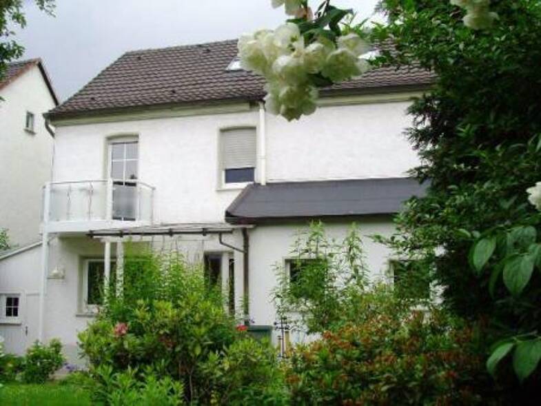 Mehrfamilienhaus zum Kauf 365.000 € 8 Zimmer 145 m² 358 m² Grundstück Neheim-Hüsten Arnsberg 59755