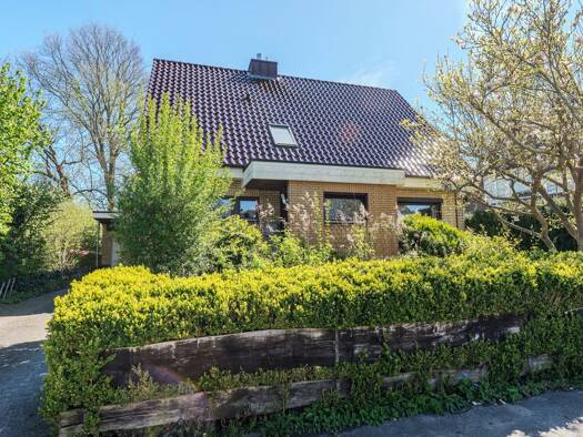 Einfamilienhaus zum Kauf 690.000 € 9 Zimmer 199,3 m² 703 m² Grundstück St. Jürgen Lübeck 23562