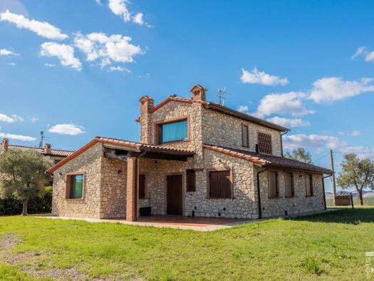 Haus zum Kauf 535.000 € 4 Zimmer 217 m² 1.000 m² Grundstück frei ab sofort Volterra 56048