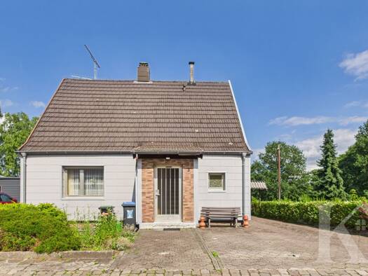 Einfamilienhaus zum Kauf 198.000 € 7 Zimmer 142,8 m² 486 m² Grundstück St. Ingbert Sankt Ingbert 66386