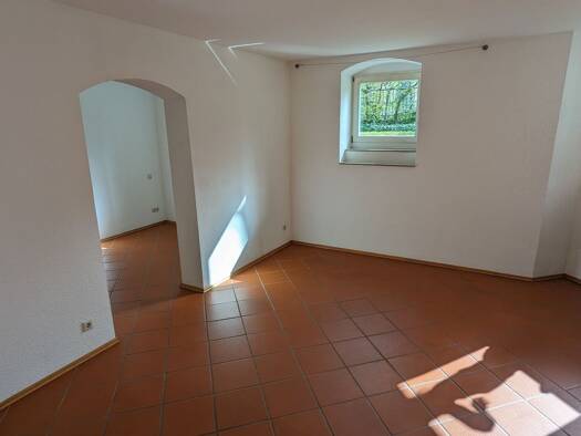 Wohnung zur Miete 480 € 1,5 Zimmer 48 m² Geschoss -1/4 frei ab 01.03.2026 Striesen-Ost Dresden 01309