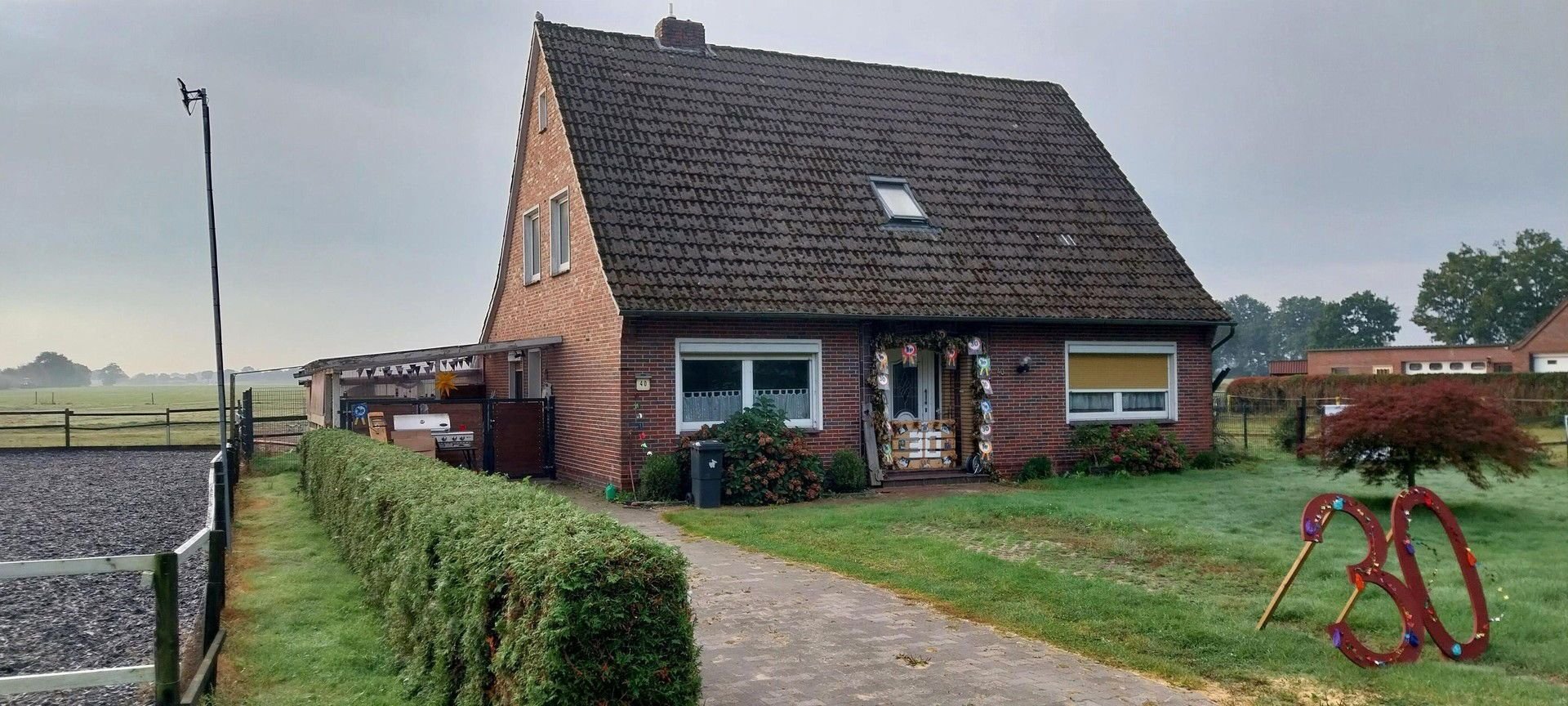 Einfamilienhaus zum Kauf provisionsfrei 248.000 € 7 Zimmer 158 m²<br/>Wohnfläche 690 m²<br/>Grundstück 01.01.2025<br/>Verfügbarkeit Ihausen Westerstede 26655