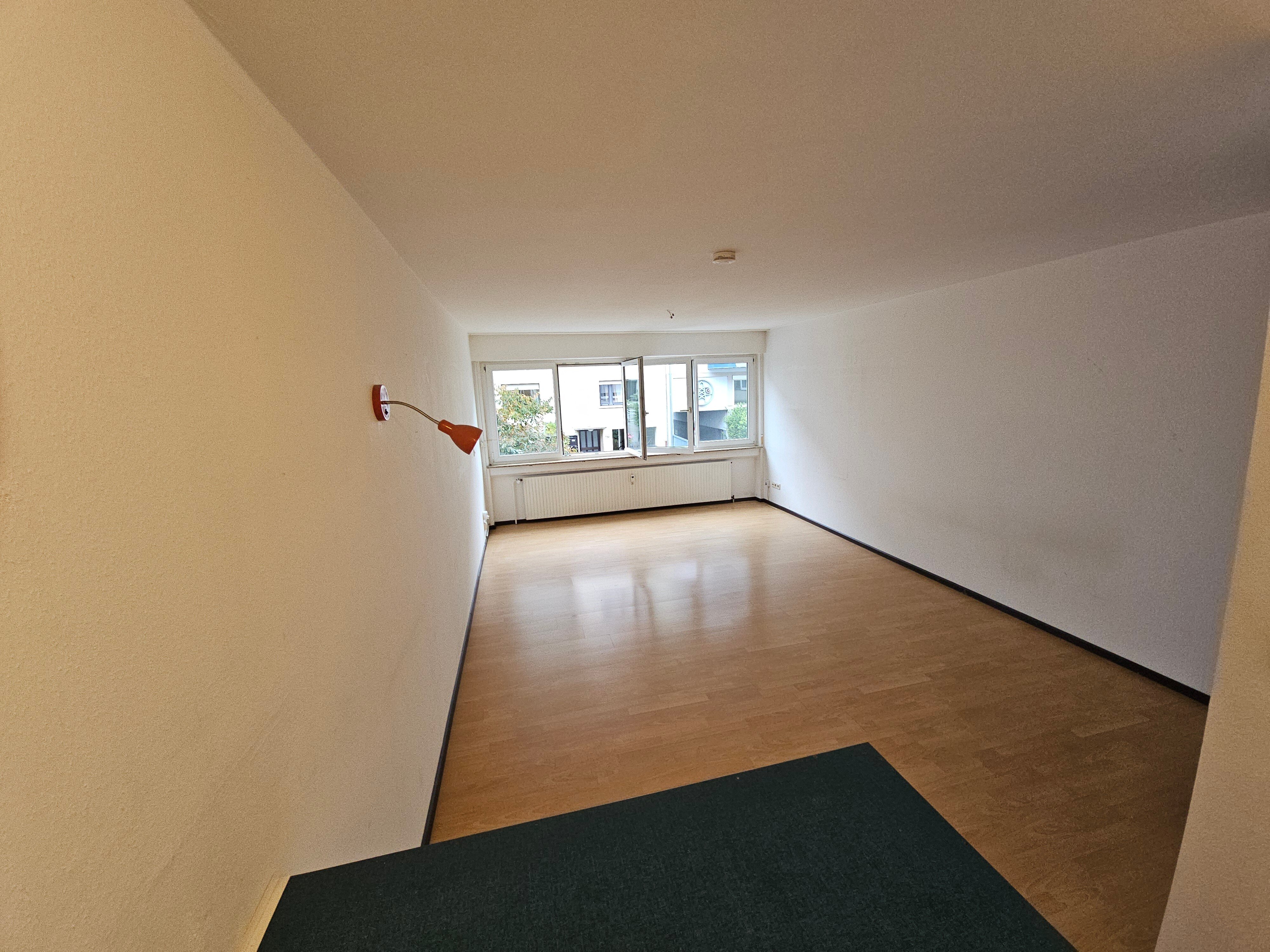 Wohnung zur Miete 575 € 1 Zimmer 31 m²<br/>Wohnfläche 1.<br/>Geschoss Forststraße.143 Vogelsang Stuttgart 70193