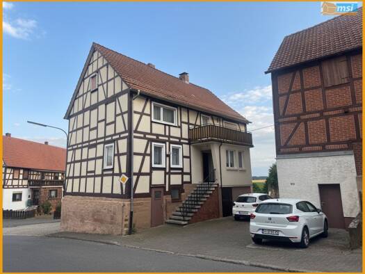 Einfamilienhaus zum Kauf provisionsfrei 99.000 € 4 Zimmer 130 m² 572 m² Grundstück Mengsberg Neustadt (Hessen) / Mengsberg 35279