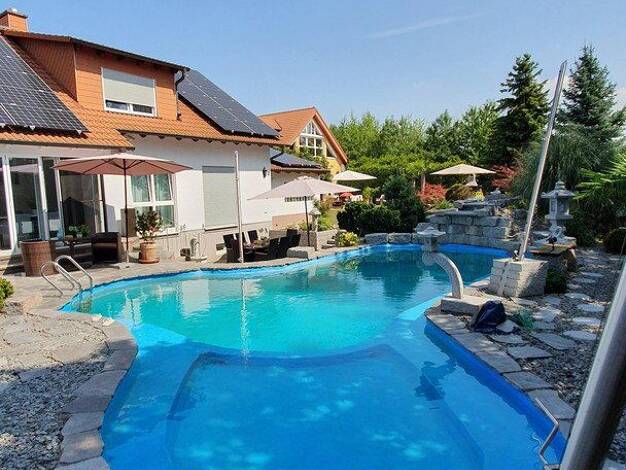 Einfamilienhaus zum Kauf provisionsfrei 1.300.000 € 9 Zimmer 400 m² 2.529 m² Grundstück Robert-Bosch-Straße 27 Heddesheim 68542