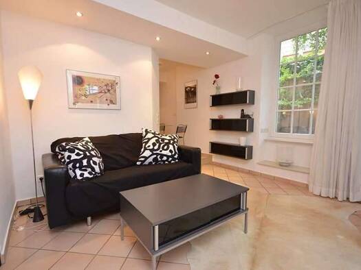 Wohnung zur Miete Wohnen auf Zeit 940 € 1,5 Zimmer 35 m² frei ab 02.01.2026 Sachsenhausen Frankfurt am Main 60598