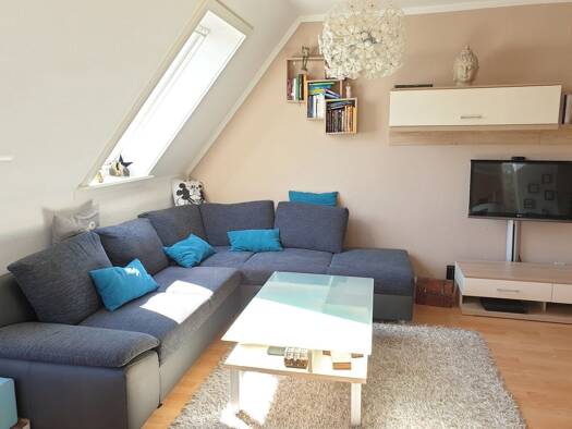 Maisonette zum Kauf provisionsfrei 400.000 € 3 Zimmer 74 m² Geschoss 4/5 frei ab 01.10.2026 Hirschlanden Ditzingen 71254