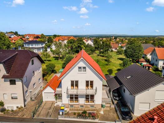 Einfamilienhaus zum Kauf 595.000 € 5 Zimmer 217 m² 481 m² Grundstück Lich 35423