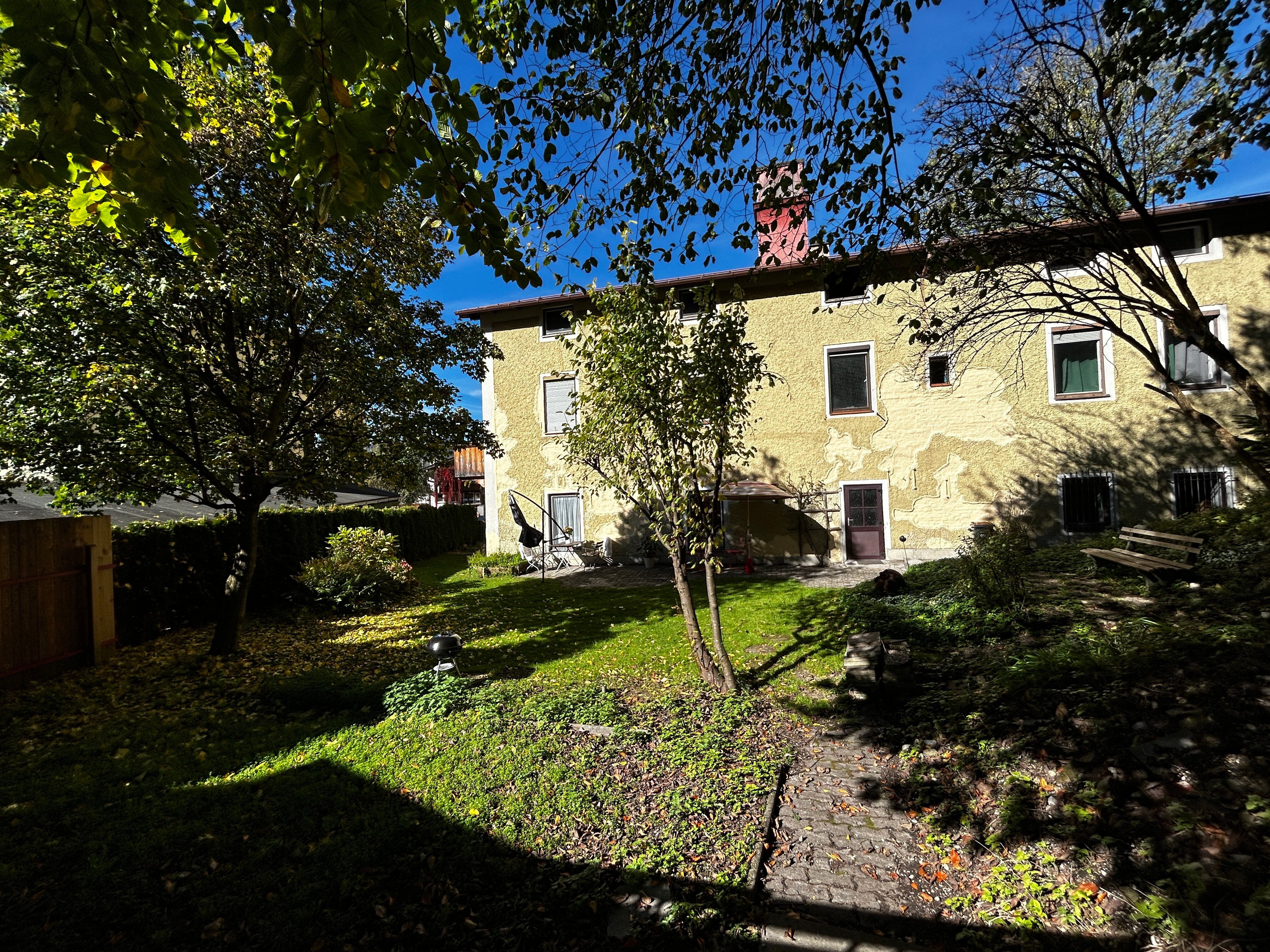 Mehrfamilienhaus zum Kauf 637.800 € 17 Zimmer 435 m²<br/>Wohnfläche 1.231 m²<br/>Grundstück ab sofort<br/>Verfügbarkeit Gerstäckerstr Waldperlach München 81827