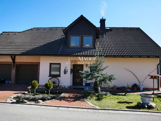 Einfamilienhaus zum Kauf 250.000 € 7 Zimmer 295 m² 720 m² Grundstück Tettau Tettau 96355