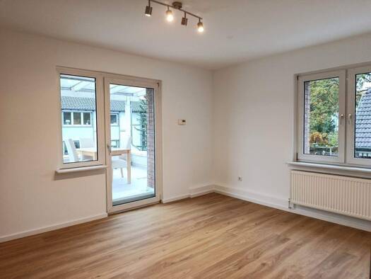 Studio zur Miete 550 € 1 Zimmer 32 m² 1. Geschoss Ostheim Köln 51107