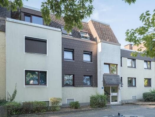 Wohnung zur Miete 700 € 3 Zimmer 81,8 m² 1. Geschoss Hallesche Straße 18a Westhagen Wolfsburg 38444