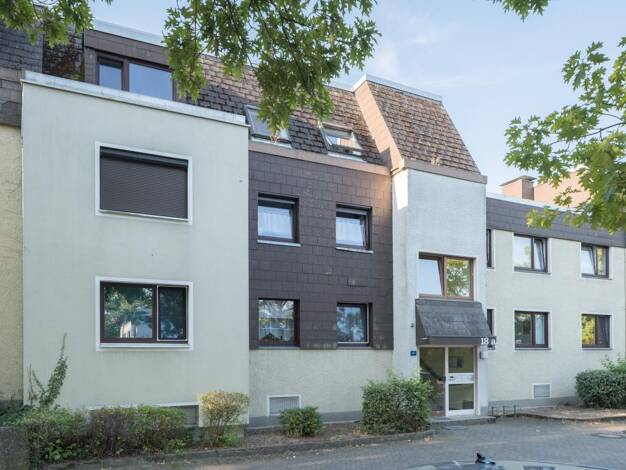 Wohnung zur Miete 700 € 3 Zimmer 81,8 m² 1. Geschoss frei ab 25.04.2026 Hallesche Straße 18a Westhagen Wolfsburg 38444