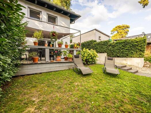 Doppelhaushälfte zum Kauf 979.000 € 10 Zimmer 270 m² 700 m² Grundstück Zeuthen 15738