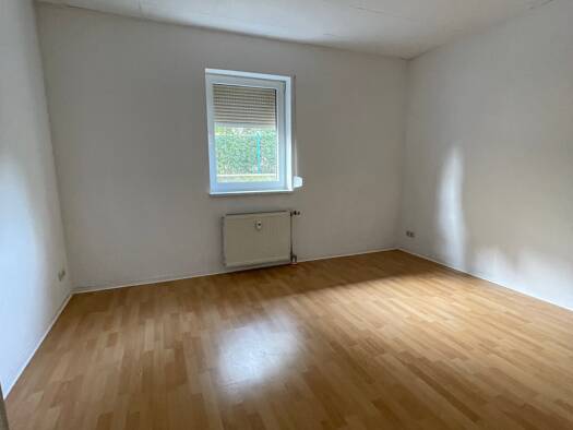 Terrassenwohnung zur Miete 815 € 5 Zimmer 124 m² EG frei ab sofort Haupstr. 12a Schnauderhainichen Meuselwitz 04610