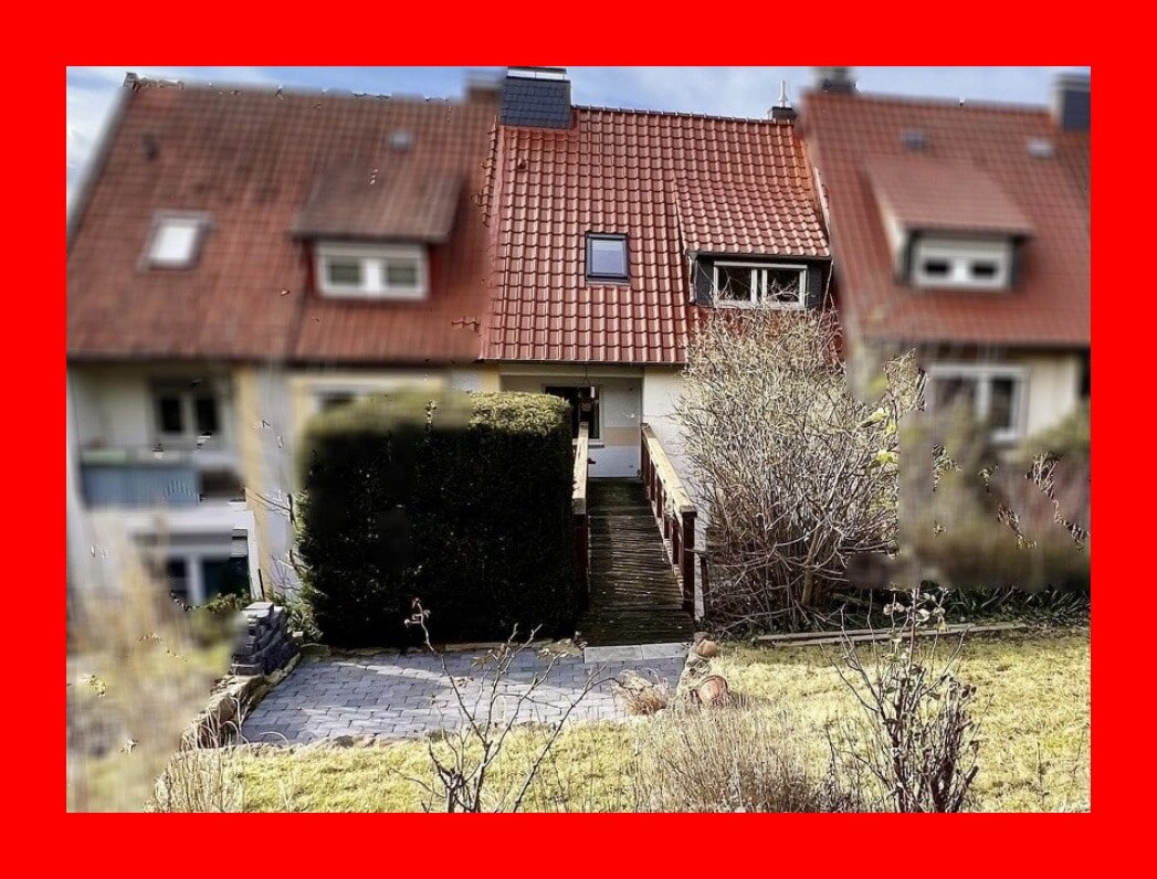 Reihenmittelhaus zum Kauf 229.000 € 7 Zimmer 140 m²<br/>Wohnfläche 367 m²<br/>Grundstück Himmelsthür Hildesheim 31137