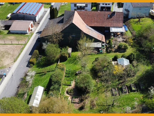 Bauernhaus zum Kauf provisionsfrei 109.000 € 3 Zimmer 140 m² 2.012 m² Grundstück Schwarz Grebenau 36323