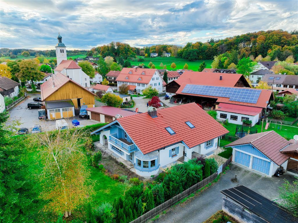 Einfamilienhaus zur Miete 3.498 € 7 Zimmer 230 m²<br/>Wohnfläche 1.100 m²<br/>Grundstück ab sofort<br/>Verfügbarkeit Perchting Starnbgerg-Perchting 82319