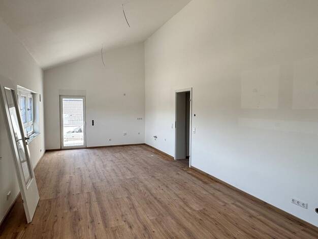 Wohnung zum Kauf provisionsfrei 369.000 € 2 Zimmer 79 m² frei ab sofort Neckarhausen Edingen-Neckarhausen 68535