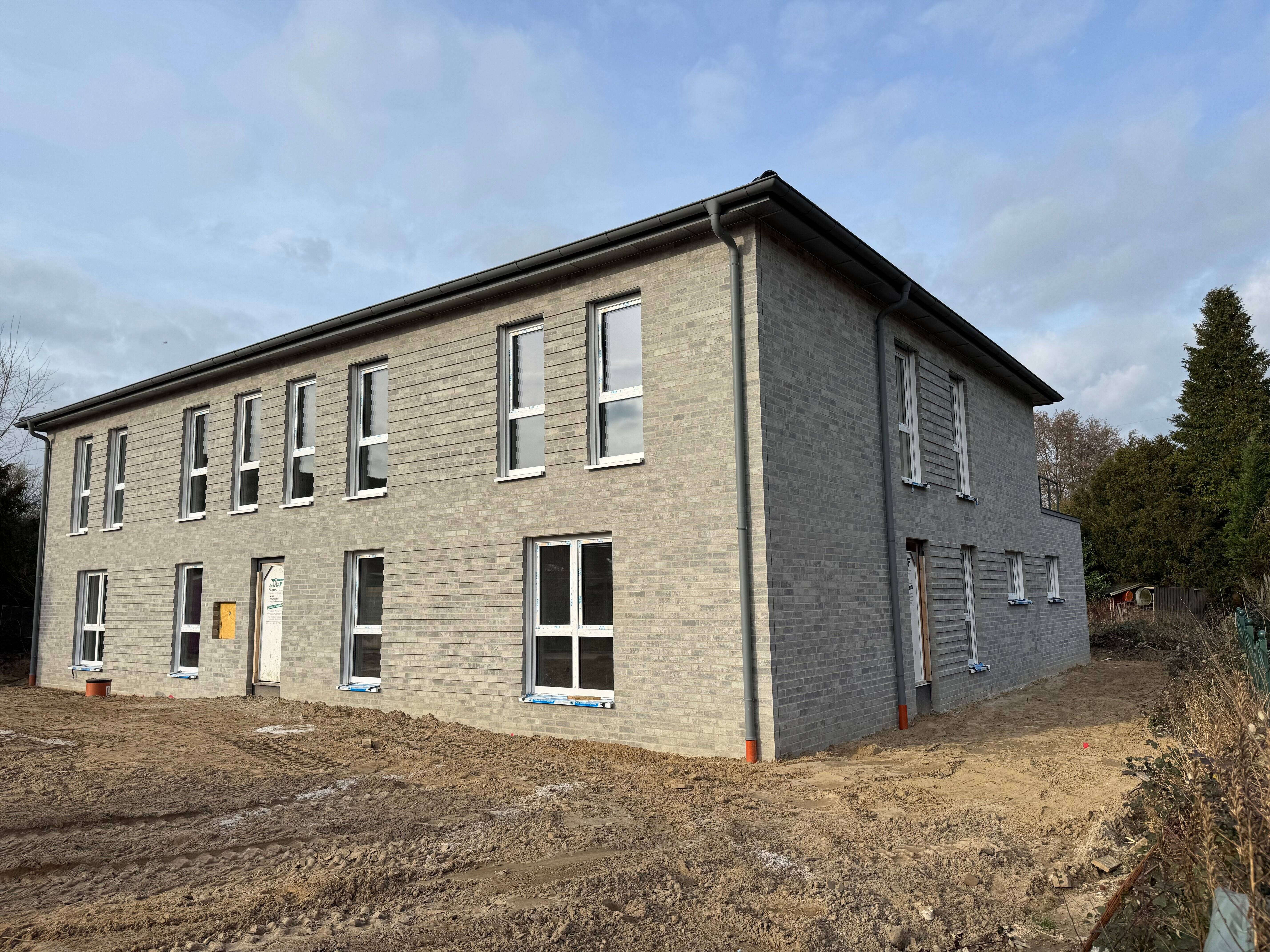 Property thumbnail 3