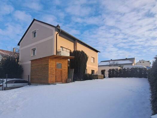 Terrassenwohnung zur Miete 880 € 3 Zimmer 89 m² EG frei ab 01.03.2026 Amberg 92224