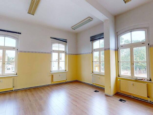 Bürofläche zur Miete provisionsfrei 1.125 € 4 Zimmer 168 m² Bürofläche Wittenberger Straße 25 Torgau 04860