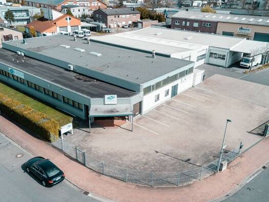 Produktionshalle zum Kauf 1.950.000 € 1.552 m² Lagerfläche Berenbostel Garbsen 30827