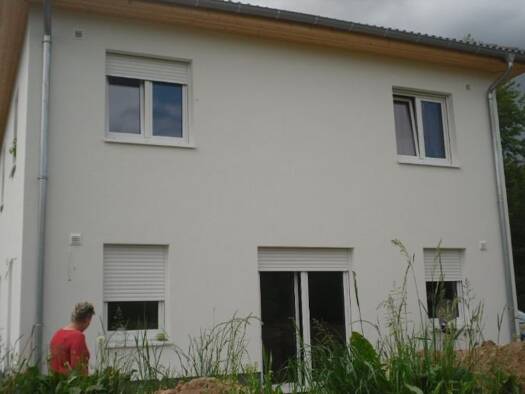 Einfamilienhaus zur Miete 1.120 € 5 Zimmer 110 m² Altchemnitz Altchemnitz 09125