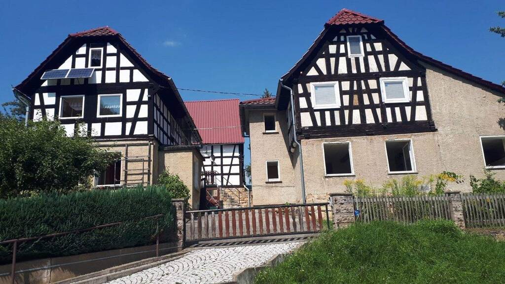Einfamilienhaus zum Kauf 350.000 € 6 Zimmer 281 m² 1.450 m² Grundstück Tautenhain 07639