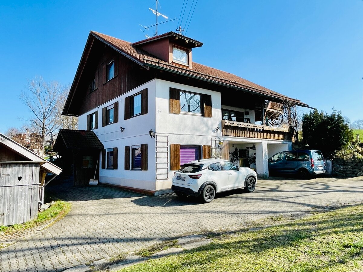 Einfamilienhaus zum Kauf 650.000 € 9 Zimmer 210 m²<br/>Wohnfläche 1.585 m²<br/>Grundstück Hausen 8a Hausen Mauerstetten 87665