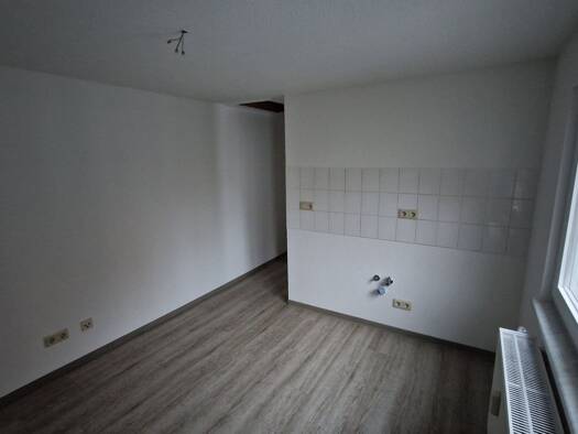 Wohnung zur Miete 140 € 1 Zimmer 14 m² 1. Geschoss Kirchgasse 2 Freiberg Freiberg 09599