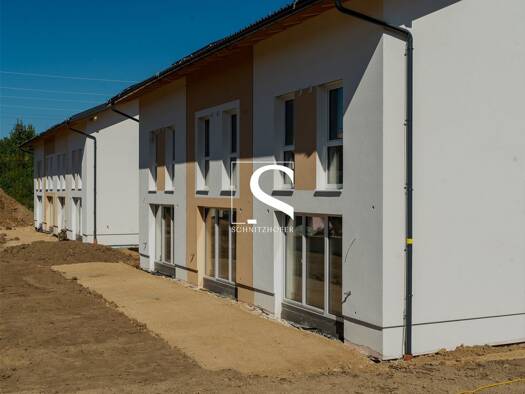Reihenmittelhaus zum Kauf - Erstbezug provisionsfrei 648.000 € 5 Zimmer 140,1 m² 113 m² Grundstück Straßwalchen 5204