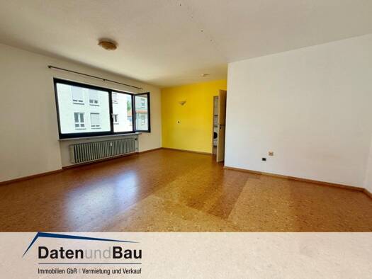 Studio zum Kauf 110.000 € 1 Zimmer 38 m² Geschoss 1/3 frei ab sofort Alter Kirchenweg 16 Röthenbach Röthenbach an der Pegnitz 90552