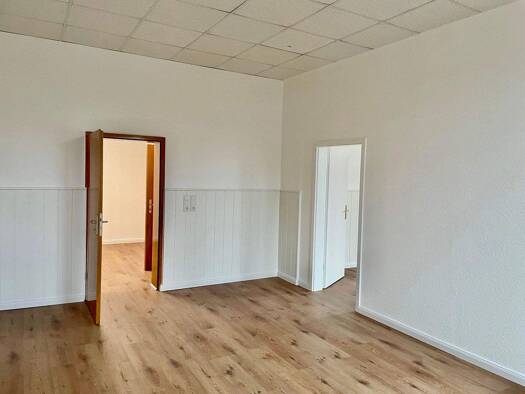 Wohnung zur Miete 1.250 € 5 Zimmer 153 m² EG frei ab 01.05.2026 Okeler Straße 37 Okel Syke 28857