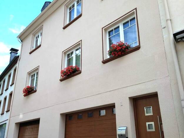 Einfamilienhaus zum Kauf 220.000 € 11 Zimmer 205 m² 159 m² Grundstück Neuerburg 54673
