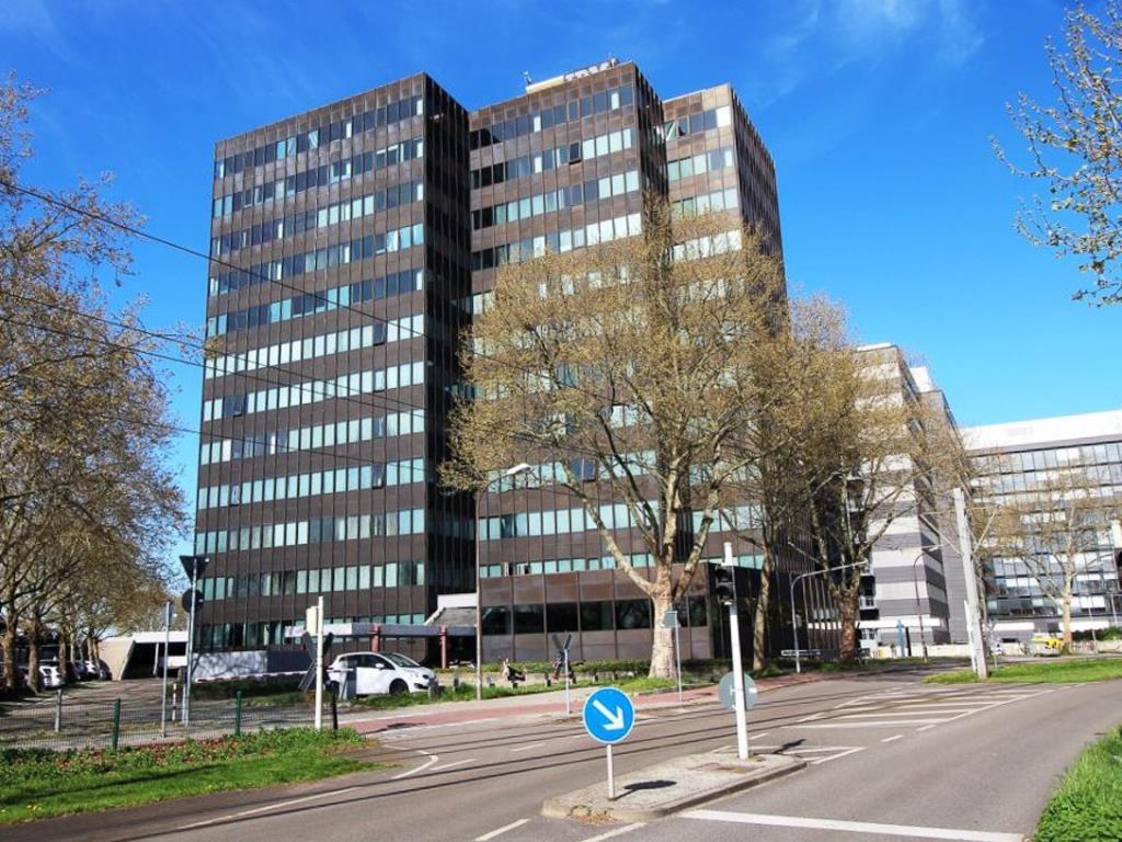 Bürofläche zur Miete 10,50 € 12.454,4 m²<br/>Bürofläche ab 330 m²<br/>Teilbarkeit Gottlieb-Daimler-Str. 12 Schwetzingerstadt - Ost Mannheim 68165