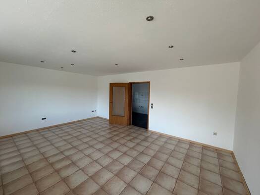 Wohnung zur Miete 800 € 3,5 Zimmer 114 m² Geschoss 1/2 frei ab sofort Vöhrum Peine 31228