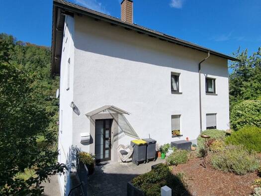 Mehrfamilienhaus zum Kauf 268.000 € 11 Zimmer 210 m² 1.060 m² Grundstück Altena Altena 58762