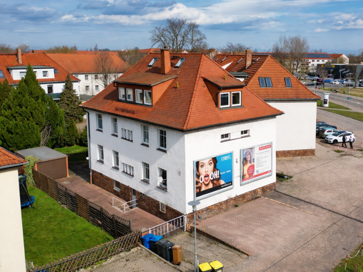 Mehrfamilienhaus zum Kauf provisionsfrei 385.000 € 16 Zimmer 314 m² 551 m² Grundstück Beuna Merseburg 06217