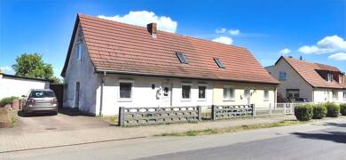 Doppelhaushälfte zum Kauf provisionsfrei 112.000 € 3 Zimmer 90 m² 607 m² Grundstück frei ab 01.08.2025 Wittenberge Wittenberge 19322