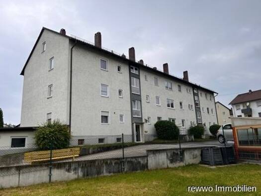 Wohnung zur Miete 590 € 3 Zimmer 66,7 m² EG frei ab 01.10.2026 Bogen Bogen 94327