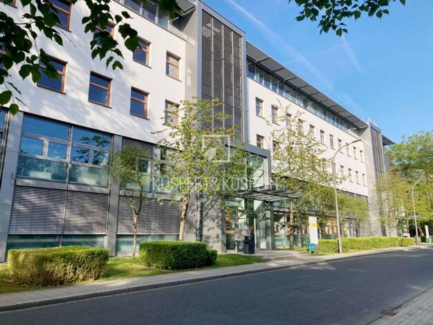 Bürogebäude zur Miete provisionsfrei 11,50 € 2.426 m² Bürofläche teilbar ab 180 m² Schafhof Nordöstliche Außenstadt 90411