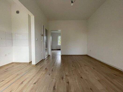 Wohnung zur Miete 329 € 2 Zimmer 50 m² 1. Geschoss Warthestraße 6 Fedderwardergroden Wilhelmshaven 26388